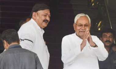 Bihar: Congress convenes a meeting of MLAs, may agree to go with Nitish Kumar!
