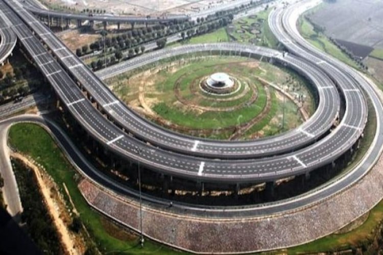 Toll tax on Yamuna Expressway has become expensive, will pay at this rate from September 1