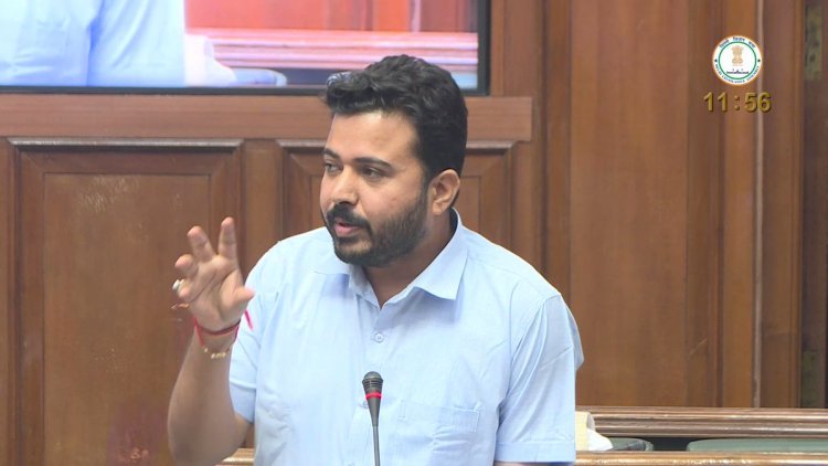 "ED should be raided against LG", AAP MLA Durgesh Pathak accuses Lt Governor of corruption