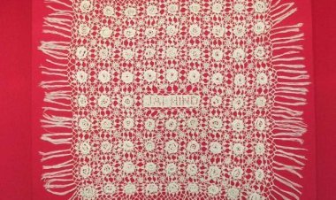 Queen Elizabeth II kept Mahatma Gandhi's handkerchief, Prime Minister Modi told the story