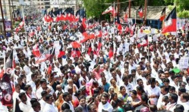Thousands of AIADMK workers took to the streets to protest against the hike in electricity bills in Tamil Nadu