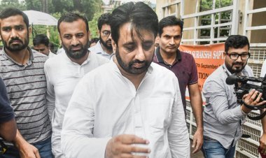 AAP MLA Amanatullah Khan arrested after ACB raid, arms and lakhs of cash found from close friend's house