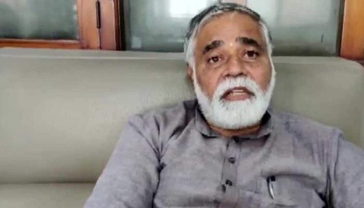 Karnataka Education Minister said about Gita in school curriculum - 'Quran religious book, but not Gita'