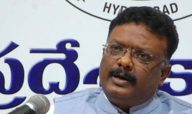 Senior leader Dasoju Sravan resigns from BJP, accused of distributing money, meat and liquor among voters