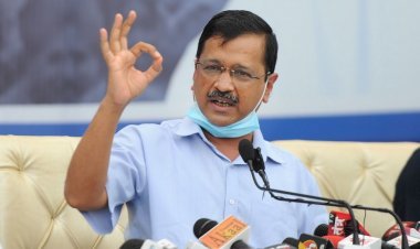 'Waste' politics in Delhi, CM Kejriwal targets BJP, BJP-AAP workers clash