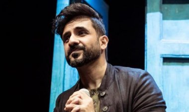 Comedian Vir Das demands cancellation of the show to be held in Bangalore, alleging hurting the sentiments of Hindus