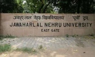 Two students injured in clash between two groups in JNU, police increased security outside the campus