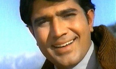 Actor was apologizing on his knees, Rajesh Khanna kicked him! What happened again in anger...