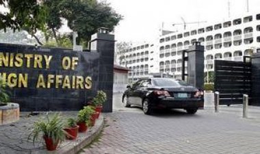 Foreign Ministry employee arrested in honey-trap case, the beauties sitting in Pakistan framed like this