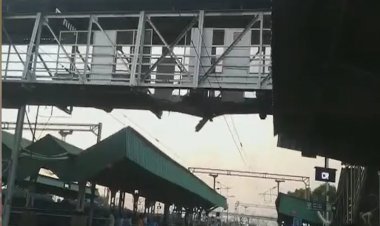 Part of foot overbridge collapses at Balharshah railway station, 20 passengers injured