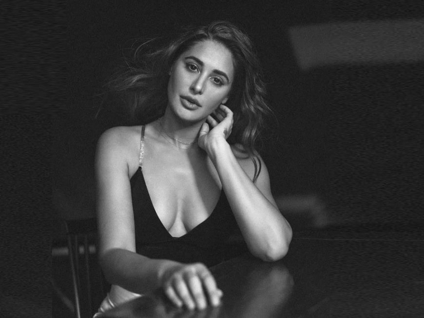 Nargis Fakhri got angry at those who interfered in dating life, said- it seems we are nude here...