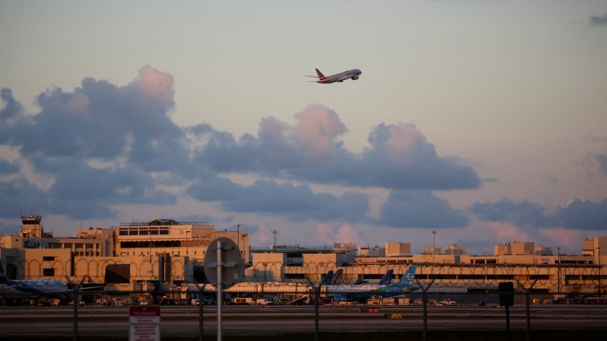 American air system failed, more than 1200 flights late, orders to stop all domestic flights