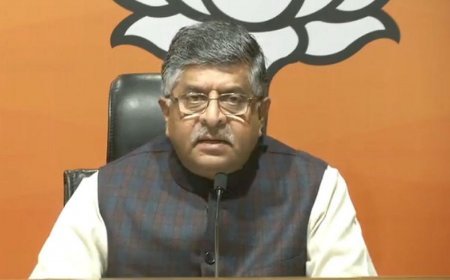 BJP retaliates on Rahul Gandhi's statement, Ravi Shankar Prasad counts Congress scams