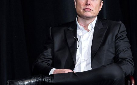 Elon Musk again became the richest person in the world by leaving behind Bernard Arnault