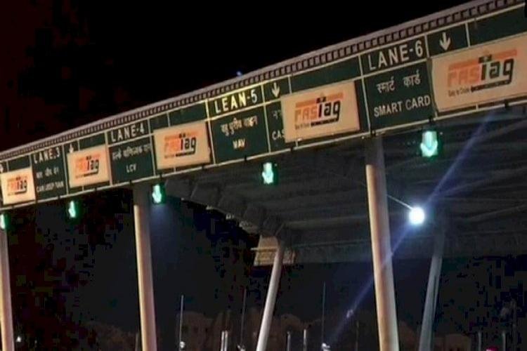 A Union Minister's Son Was Assaulted By Toll Plaza Workers In Madhya Pradesh, Accused Escaped From The Spot