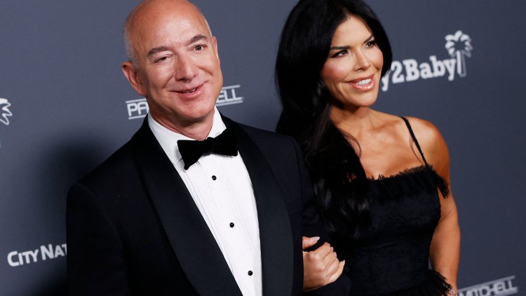 Amazon founder Jeff Bezos announced, will donate most of his money to charity