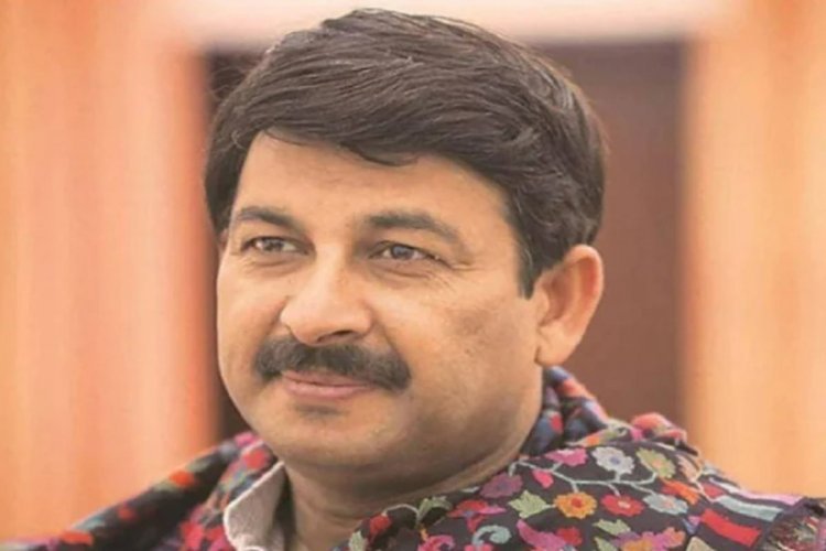 Manoj Tiwari angry over missing names of many voters from voter list in MCD elections, AAP hit back