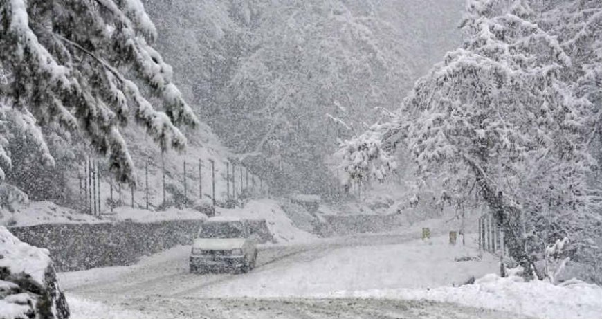 Changed mood of the weather: Rain in many states of North India, strong winds, snowfall on the mountains