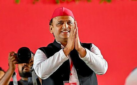 सपा प्रत्याशी जियाउर्रहमान बर्क के समर्थन में अखिलेश यादव  की  जनसभा