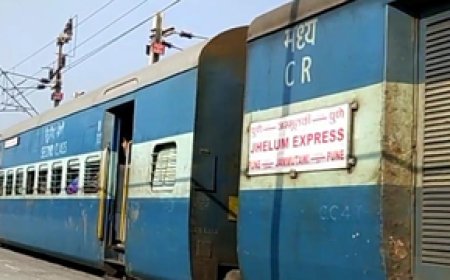 झेलम एक्सप्रेस में बम की सूचना, एक व्यक्ति हिरासत में