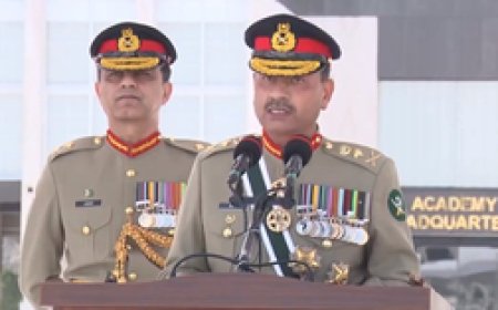 पाकिस्तान के सेना प्रमुख बोले : भारत हमारा "कट्टर प्रतिद्वंद्वी" है, पाकिस्तान कश्मीर के लिए नैतिक, राजनीतिक, राजनयिक समर्थन जारी रखेगा