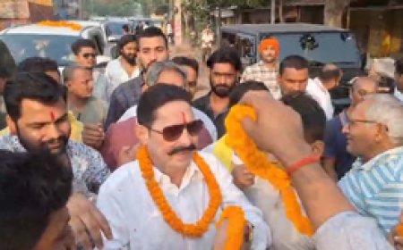 पूर्व बाहुबली विधायक अनंत सिंह जेल से बाहर निकले, समर्थकों ने किया स्वागत