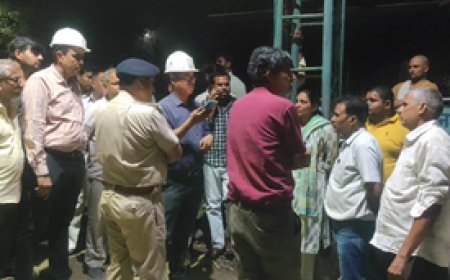 राजस्थान की कोलिहान खदान में लिफ्ट गिरने से फंसे 14 लोगों में से तीन को सुरक्षित निकाला गया