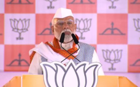 नकली शिवसेना और नकली राष्ट्रवादी पार्टी का कांग्रेस में विलय होना पक्का : पीएम मोदी