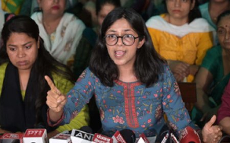 स्वाति मालीवाल से मारपीट मामले में एफआईआर दर्ज, सीएम केजरीवाल के सहयोगी बिभव कुमार का नाम भी शामिल