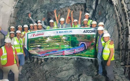 ऋषिकेश कर्णप्रयाग रेल परियोजना में एस्केप टनल का हुआ ब्रेक थ्रो