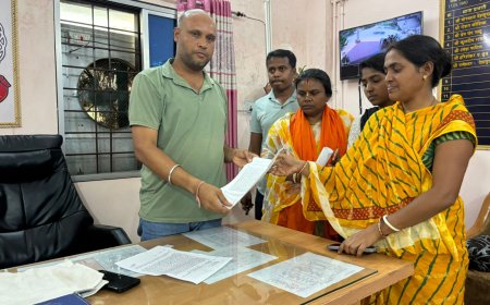 आबकारी विभाग के दो दारोगाओं ने जांच के नाम पर घर में घुसकर नाबालिग लड़कियों के साथ की छेड़छाड़, वीडियो हुआ वायरल