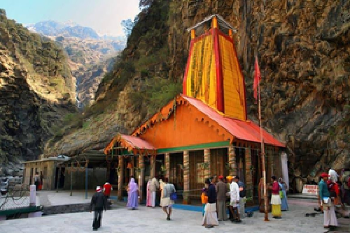 यमुनोत्री धाम में एक और महिला श्रद्धालु की हार्ट अटैक से मौत, यात्रा के दो दिनों में तीन मौतें