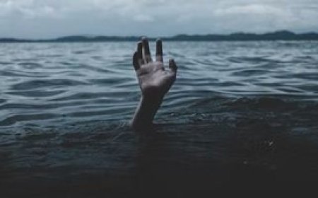 पटना: गंगा दशहरा पर नाव पलटी, एक ही परिवार के छह लोग लापता