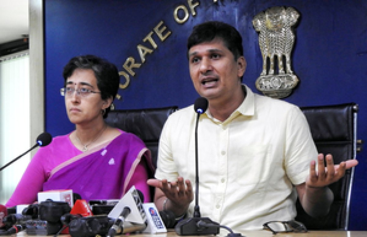 दिल्ली में जल संकट के बीच राजनीति भी जारी, सौरभ भारद्वाज ने एलजी को दी चुनौती