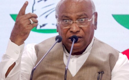 दिल्ली कोचिंग हादसा : कांग्रेस अध्यक्ष ने जताया दुख, कहा- 'राजधानी उदासीनता का दंश झेल रही'