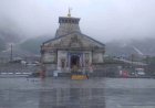 केदारनाथ धाम पैदल मार्ग पर भीम बली के पास बादल फटा; 30 मीटर रास्ता बहा, 150-200 यात्री फंसे