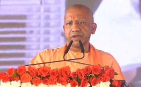 श्रीकृष्ण जन्मोत्सव पर सीएम योगी ने ब्रजवासियों को दी 1,037 करोड़ की सौगात