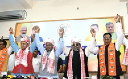विधायक अमित यादव, पूर्व विधायक जयप्रकाश वर्मा, पूर्व डीएसपी नवनीत भाजपा में शामिल, मरांडी बोले - 'झारखंड में बनेगी डबल इंजन सरकार'