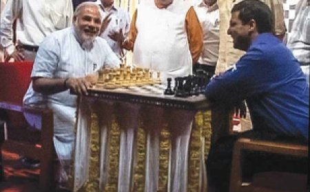 नरेंद्र मोदी की एक मुहि‍म से गुजरात के हर एक स्कूल में पहुंचा था ‘शतरंज’, 'मोदी आर्काइव' ने शेयर की फोटो