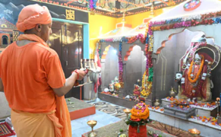 योगी आदित्यनाथ गुरु गोरखनाथ का पूजन करने के साथ विजयादशमी शोभायात्रा की करेंगे अगुवाई