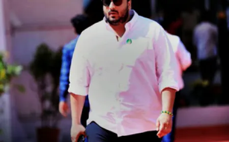 कौन हैं जीशान सिद्दीकी जो बांद्रा पूर्व से दूसरी बार लड़ेंगे विधानसभा का चुनाव