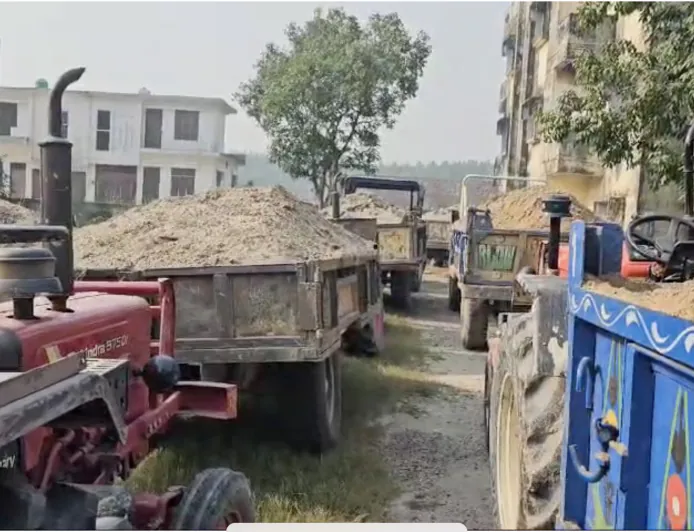 लक्सर में अवैध खनन पर प्रशासन का शिकंजा, सात वाहन जब्त