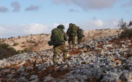 दक्षिणी लेबनान में हिजबुल्लाह के 'दो महत्वपूर्ण' ऑपरेटिव मारे गए, इजरायली सेना का दावा