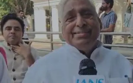 भाजपा संविधान विरोधी काम कर रही है : माता प्रसाद पांडे