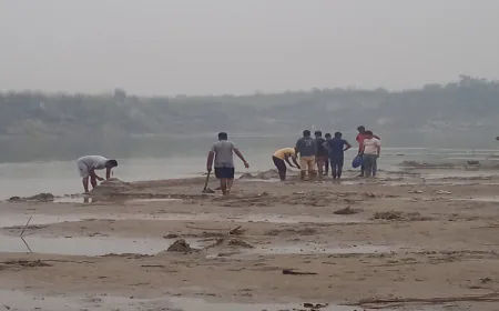 Gorakhpur में Chhath Ghat पर बेदी बनाने को लेकर बवाल, MP Ravi Kishan ने यात्रियों से पूछा- “कइसन बा व्यवस्था?”