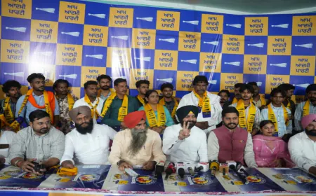 Labour Union के अध्यक्ष Dalbir Singh अपने साथियों सहित ‘AAP’ में शामिल Cabinet Minister Laljit Singh Bhullar ने सभी नेताओं का किया स्वागत