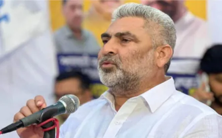 गाँव Chahal में Cabinet Minister Lal Chand Kataruchakk ने की जनसभा, लोगों ने AAP Candidate को दिया पूरा समर्थन