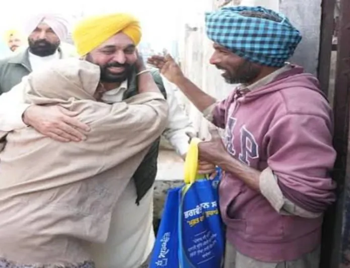 घर-घर पहुंचेगी खुशहाली: Mann सरकार ने ‘आटा-दाल’ Scheme को बनाया ‘Complete Ration Package’, New Year से मिलेगी Home Delivery