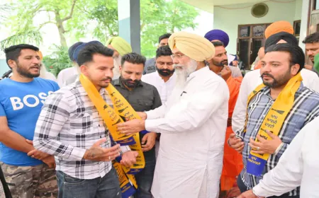 Shiromani Akali Dal को बड़ा झटका, Sarpanch Happy की प्रेरणा से दर्जनों Families APP में शामिल