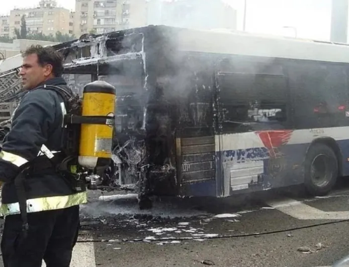 Saudi Arabia में बड़ा हादसा: Mecca से Medina जा रही बस Diesel Tanker से टकराई, 42 भारतीयों की मौत की आशंका